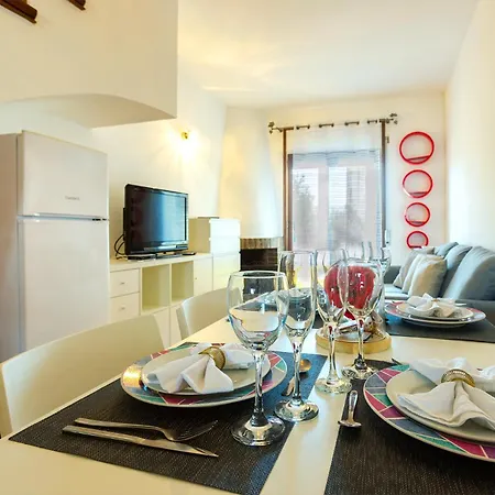 Rnet - Santa Maria Holiday home *